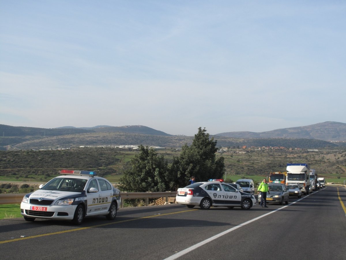 תמונות אסון: הרוג בתאונה בצפון, קצין משטרה נפצע