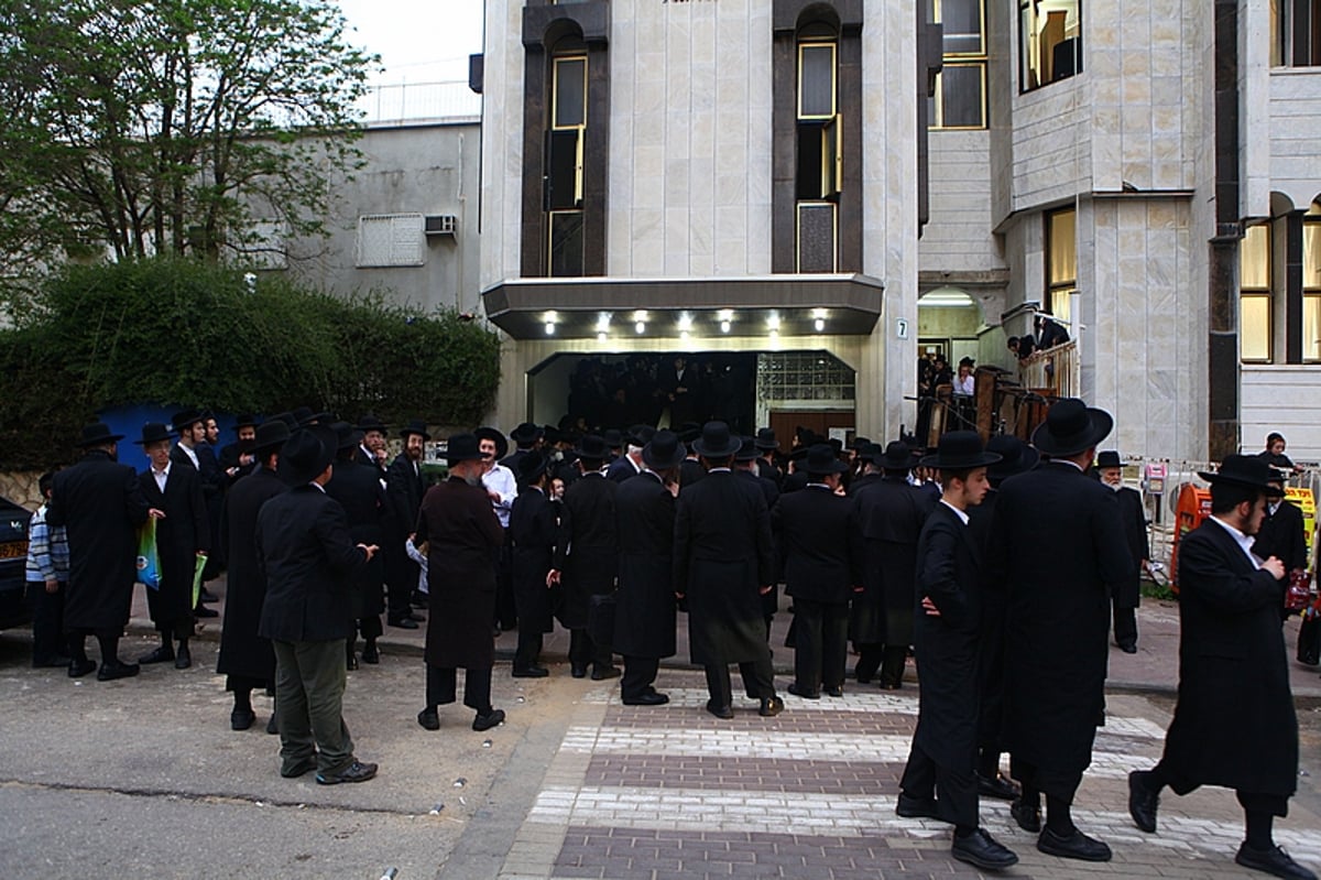 האדמו"ר מסאטמר בארץ: גלריה אומנותית ● מיוחד