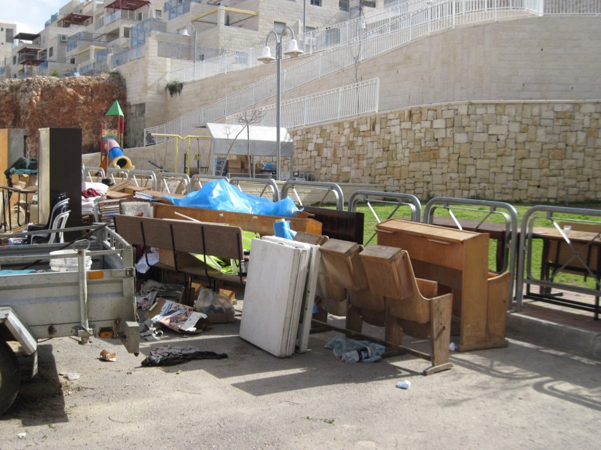 ברדיטשוב הקימה אוהל מחאה בביתר-עלית: "נאבק עד הסוף"