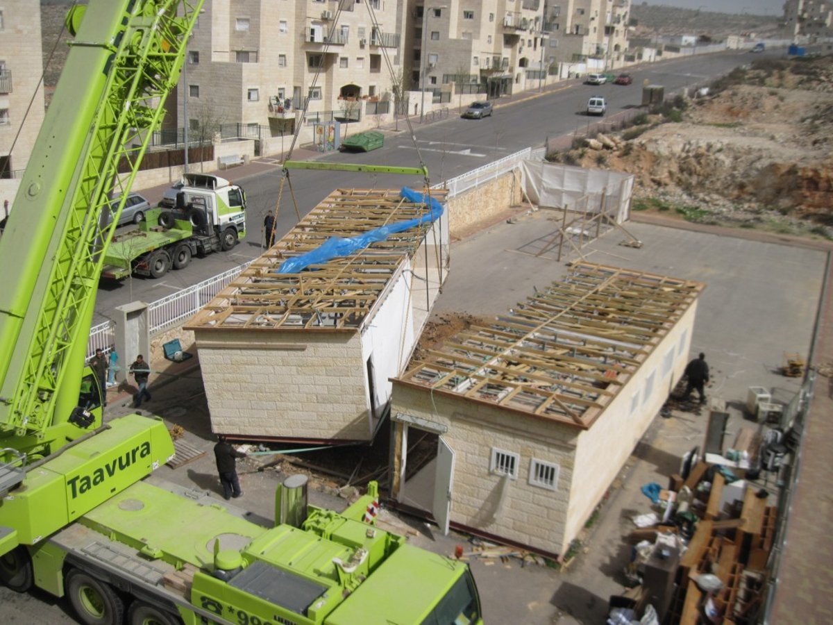 ברדיטשוב הקימה אוהל מחאה בביתר-עלית: "נאבק עד הסוף"