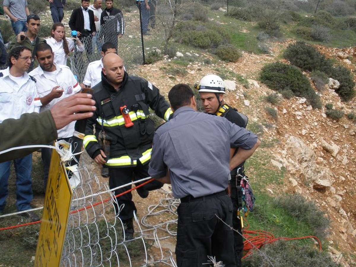 נער בן 15 נפל לבור בעומק 30 מטרים. צפו בתמנות החילוץ