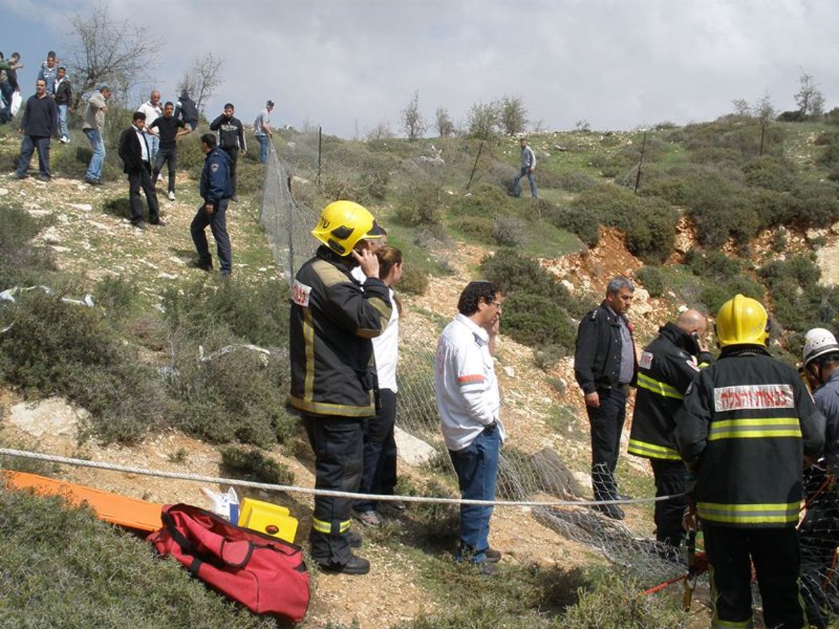 נער בן 15 נפל לבור בעומק 30 מטרים. צפו בתמנות החילוץ