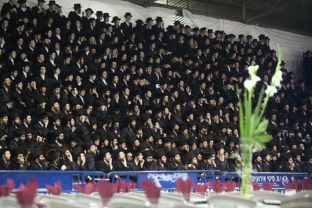 תחת גשם עז: חתונת בתו של כ"ק האדמו"ר מרחסמטריווקא