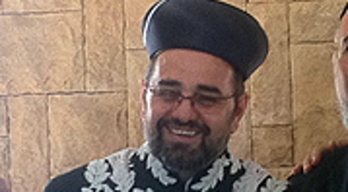 הראשל"צ הבא? מרגי שלף גלימה רבנית