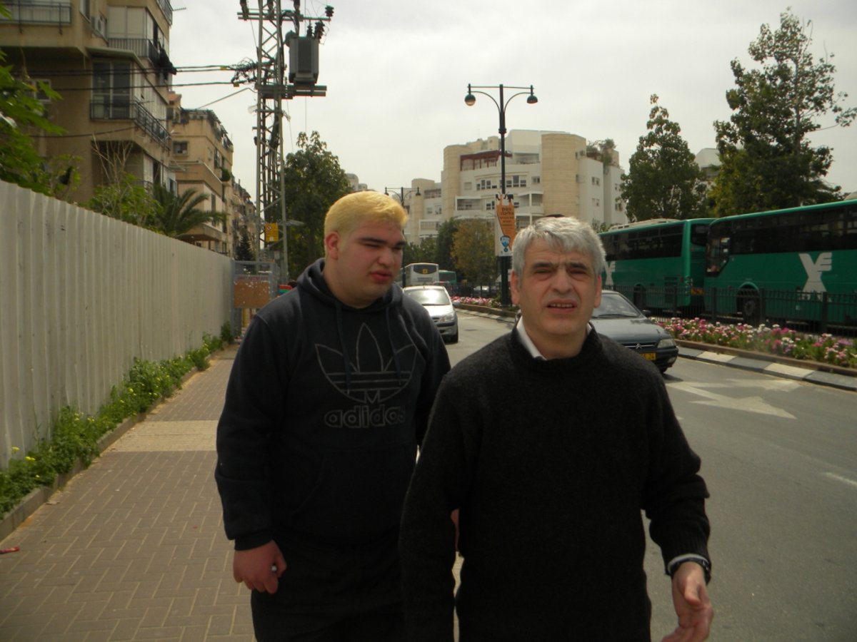 גלריית ענק: עד דלא ידע, גרסת בני-ברק