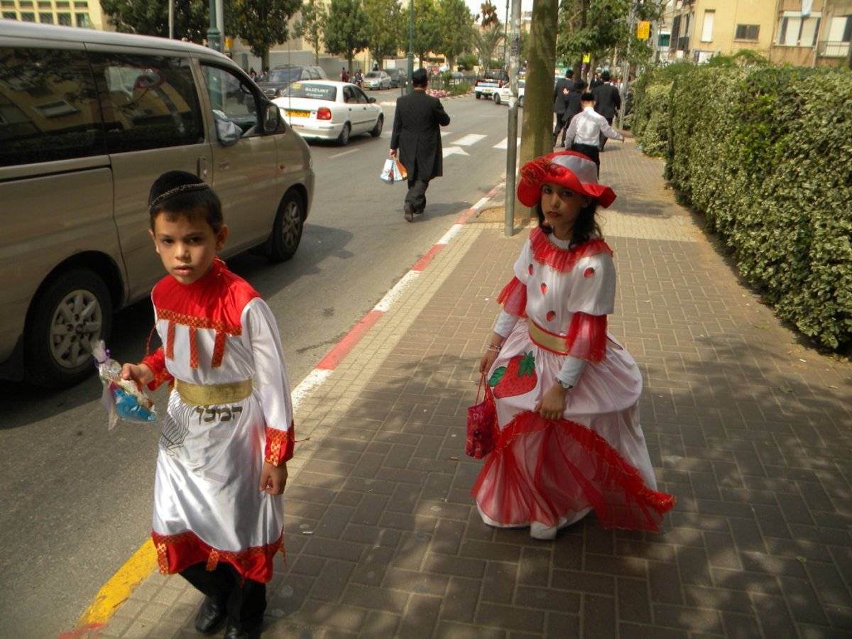 גלריית ענק: עד דלא ידע, גרסת בני-ברק