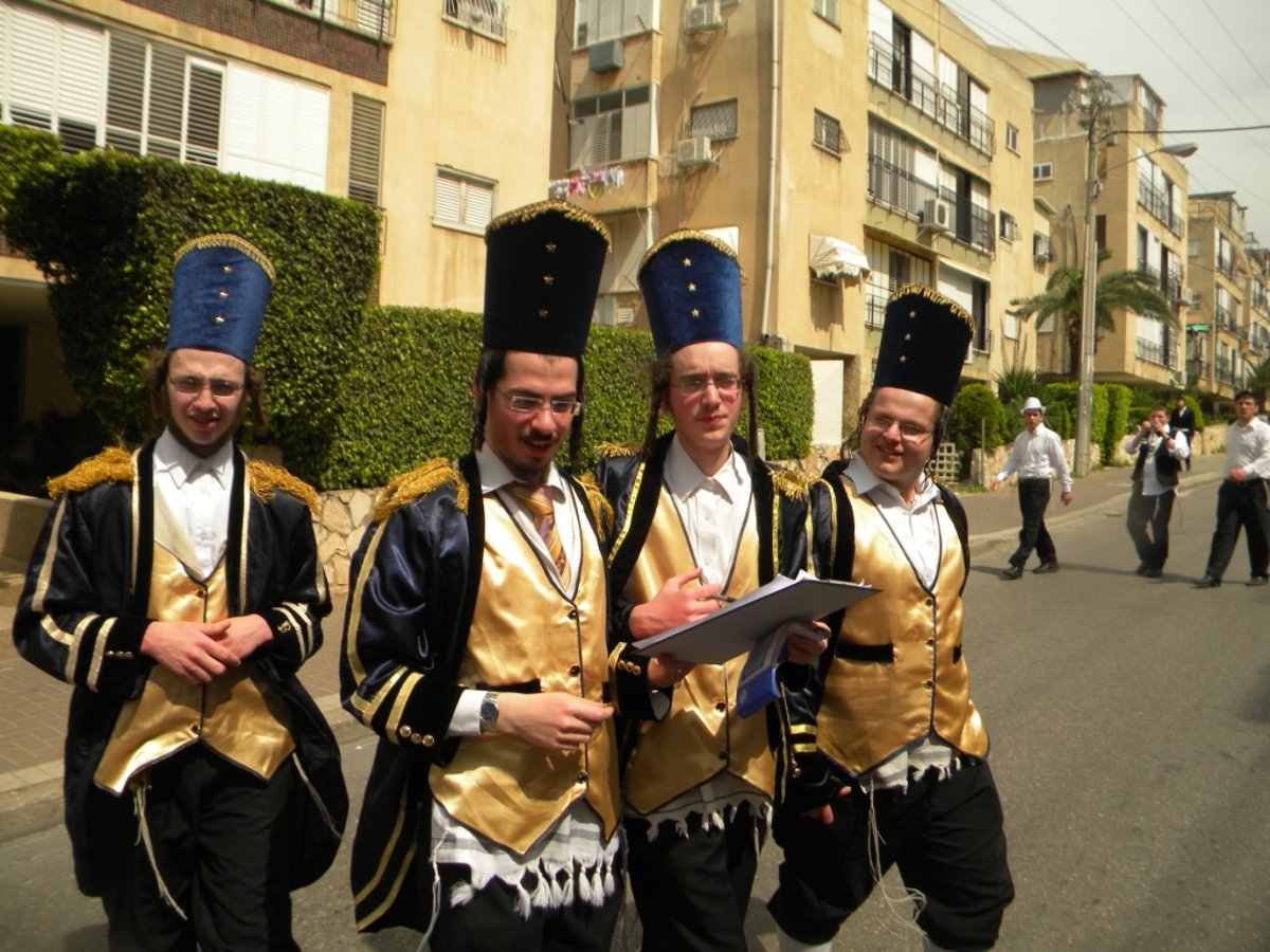 גלריית ענק: עד דלא ידע, גרסת בני-ברק