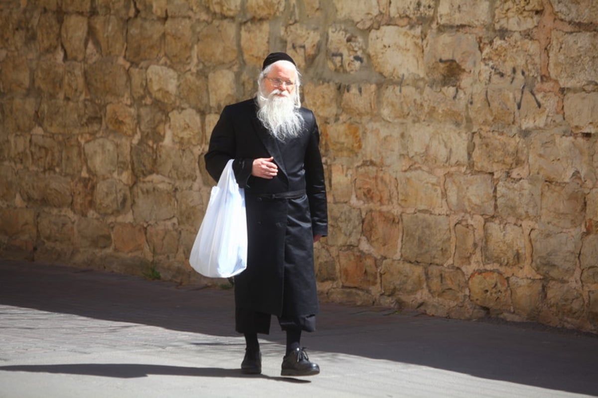 שמחה ללא הפסקה: ירושלים חוגגת פורים > תיעוד מרהיב