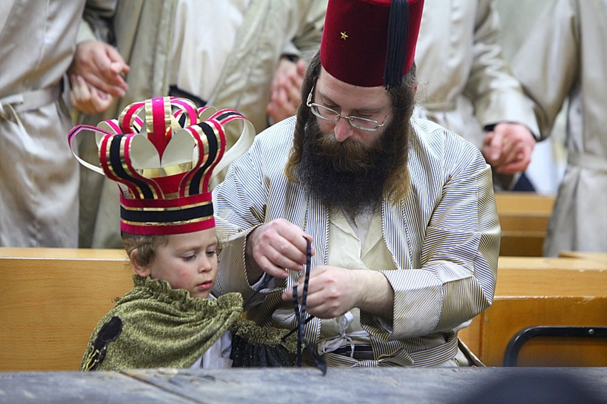 תיעוד ססגוני: שמחה שעוד לא ראיתם: פורים ב´מתמידים´