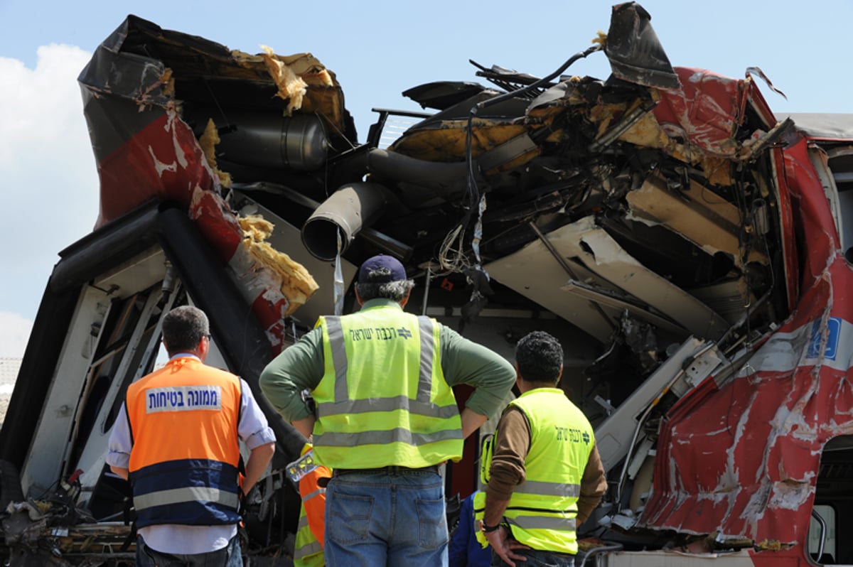 תאונת הרכבת: הקטר הושעה; הוקמה ועדת חקירה