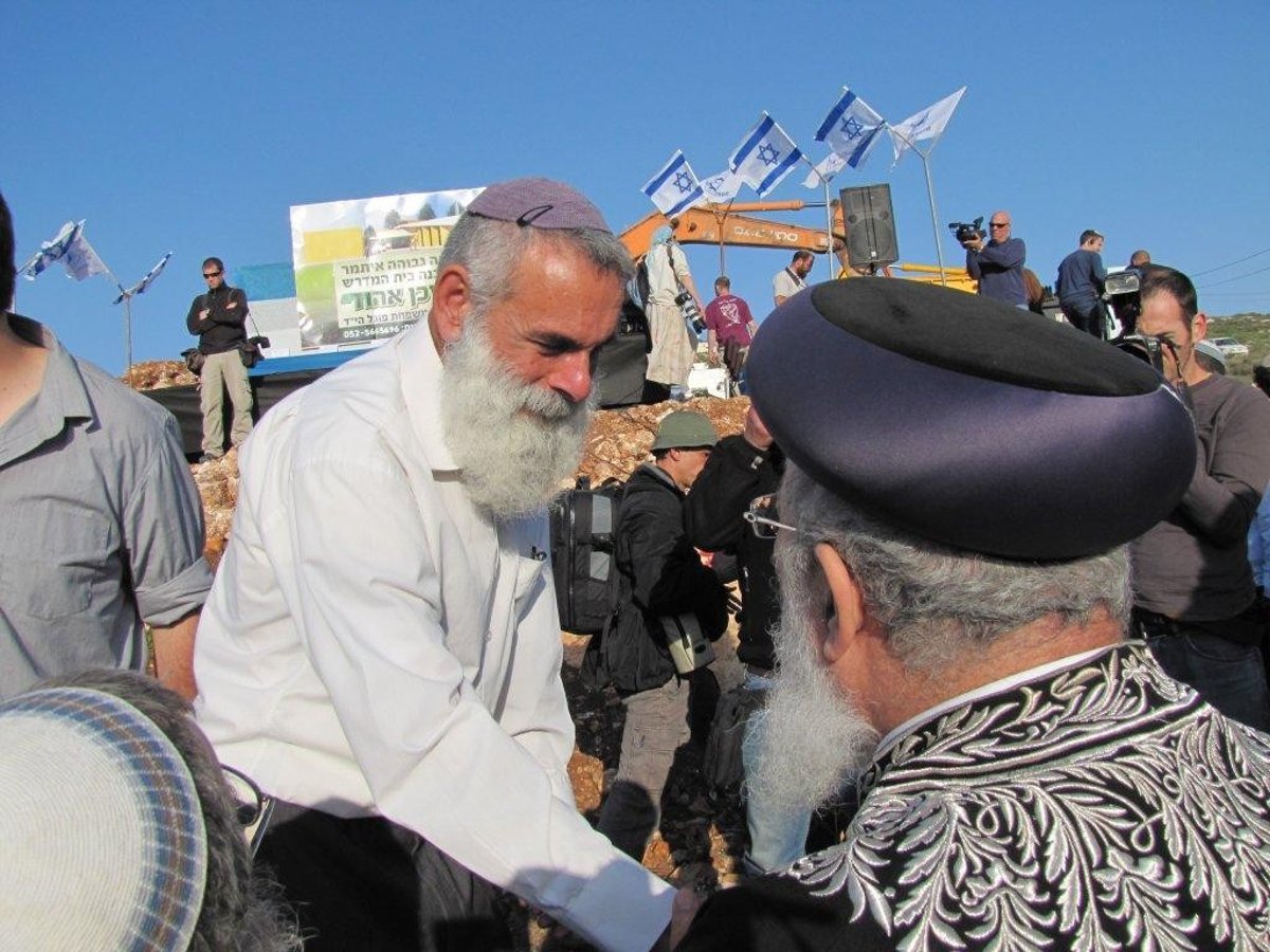 חודש אחרי הטבח: אבן פינה לבית מדרש על שם הקדושים