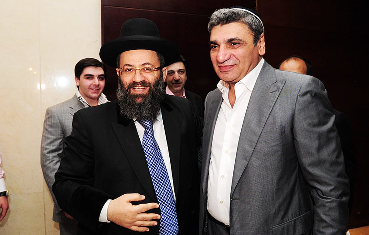 צפו: הנס של רבי יעקב גאגולה נחגג באירוע יוקרה
