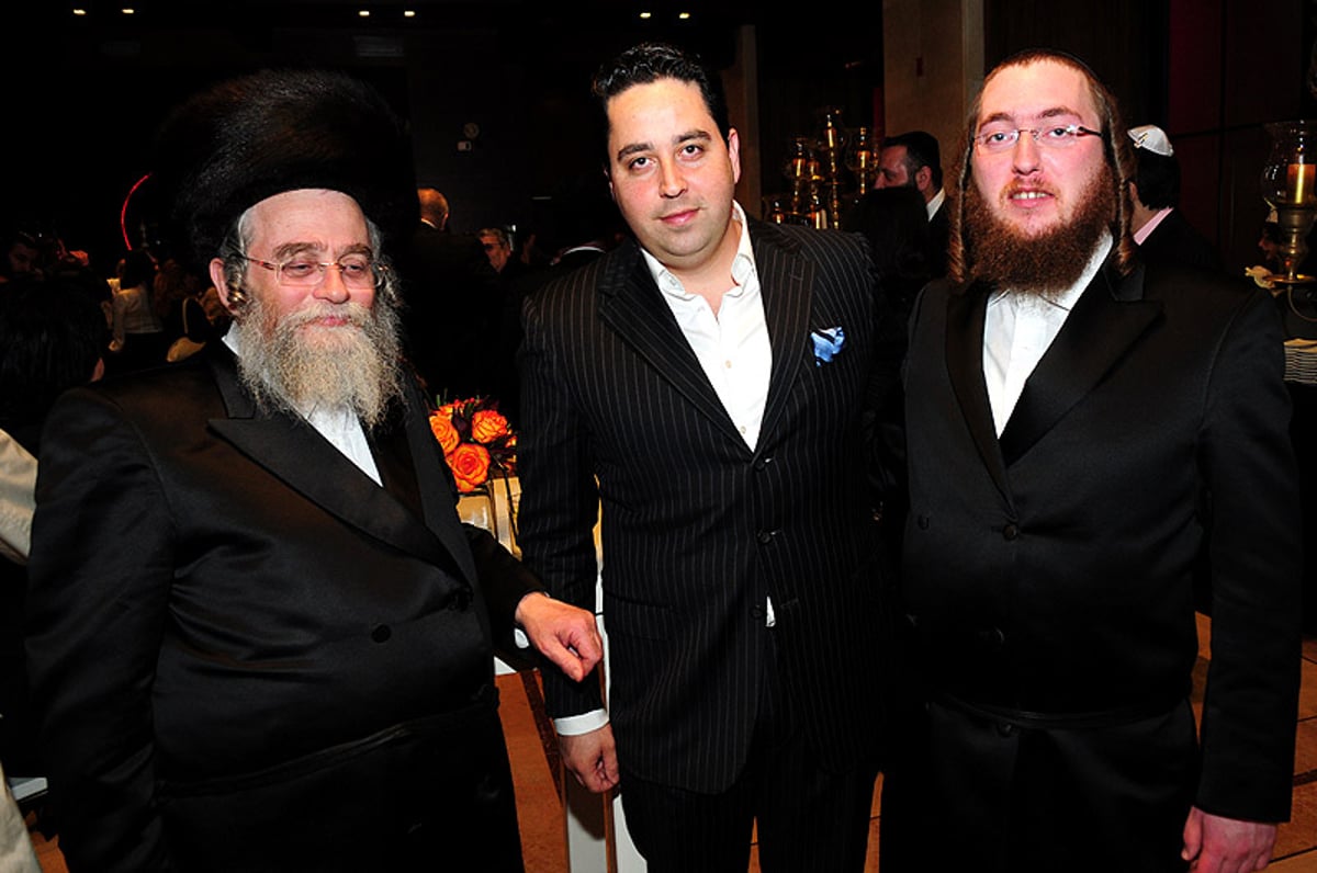 צפו: הנס של רבי יעקב גאגולה נחגג באירוע יוקרה