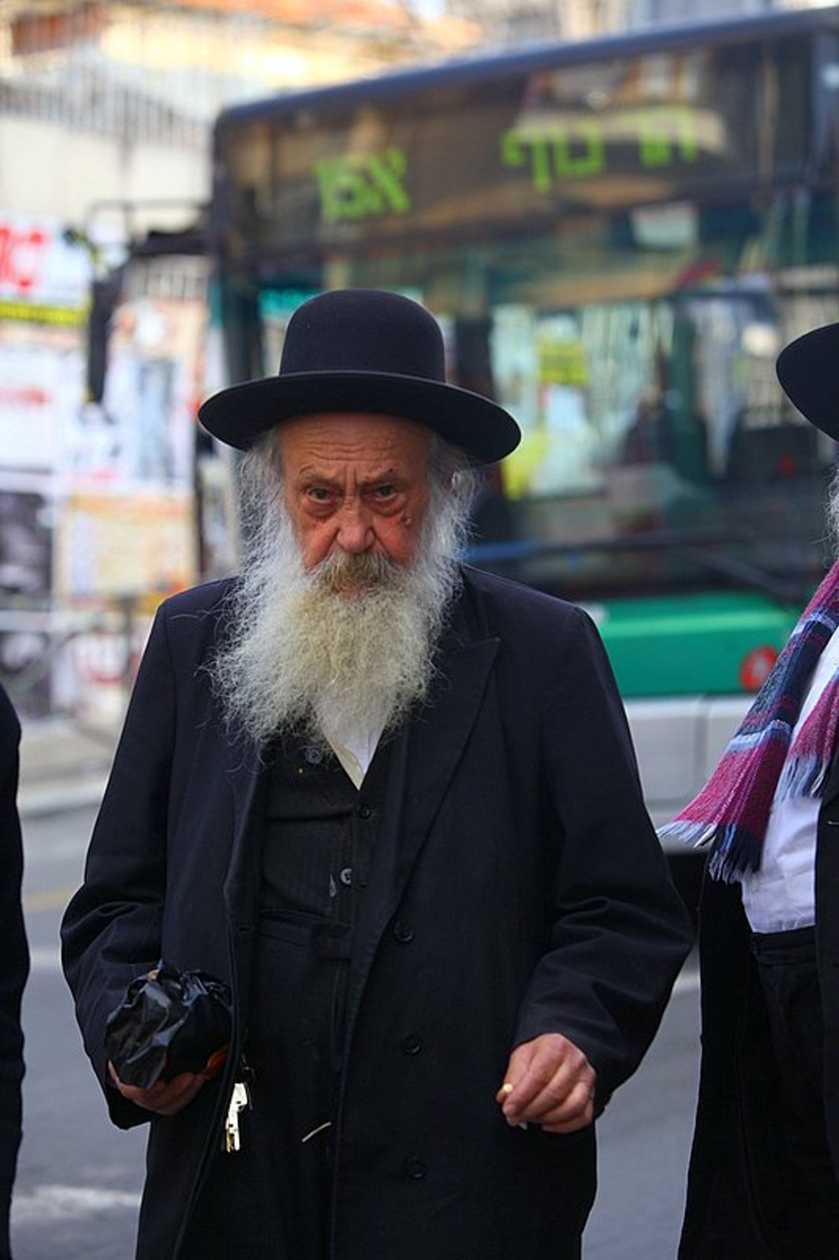 ירושלים כשרה לפסח: ההכנות לחג החרות בבירה, תיעוד ענק