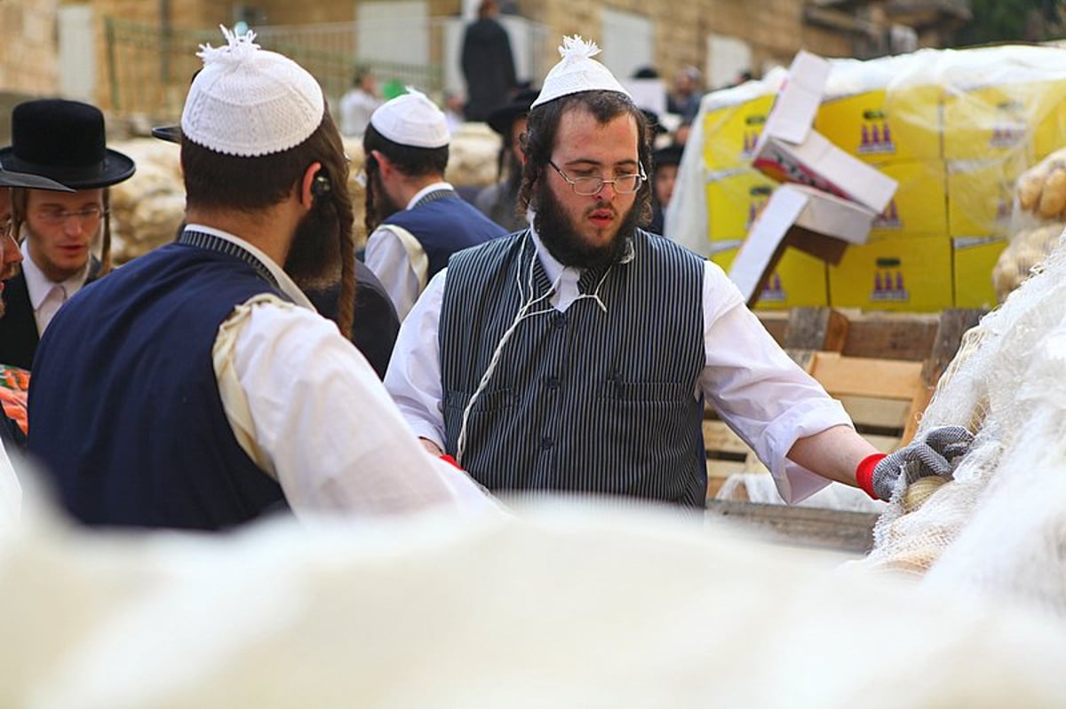 ירושלים כשרה לפסח: ההכנות לחג החרות בבירה, תיעוד ענק