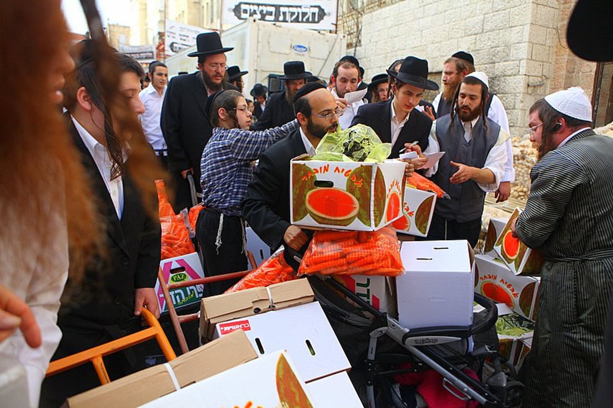 ירושלים כשרה לפסח: ההכנות לחג החרות בבירה, תיעוד ענק