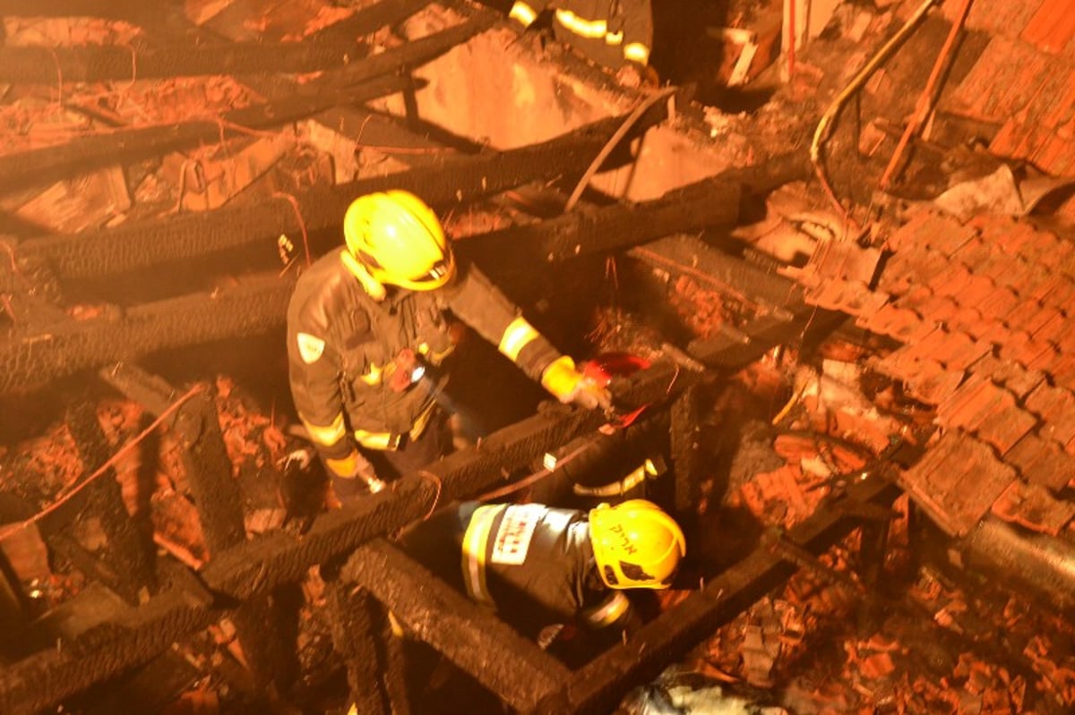 קרבן פסח: בית חב"ד בירושלים עלה בלהבות