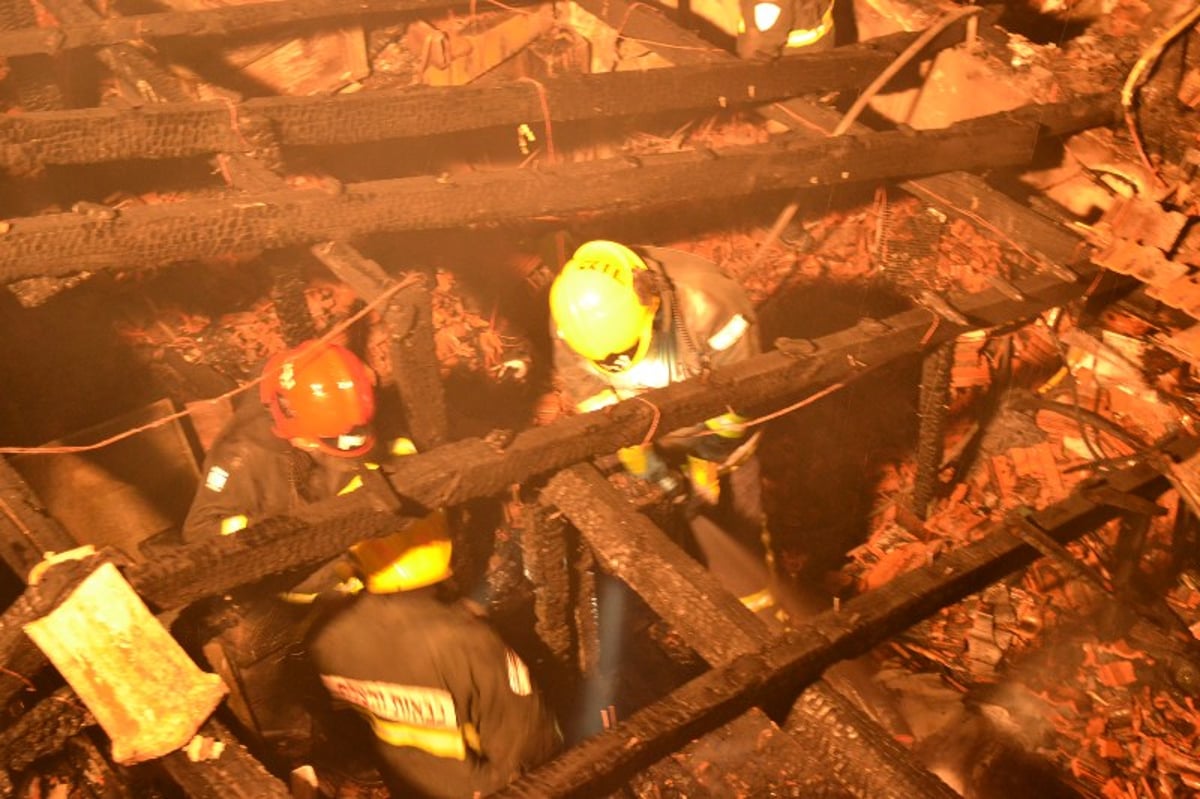 קרבן פסח: בית חב"ד בירושלים עלה בלהבות