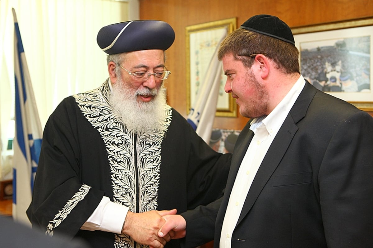 תיעוד: ראשי המדינה קיבלו מצות שמורות
