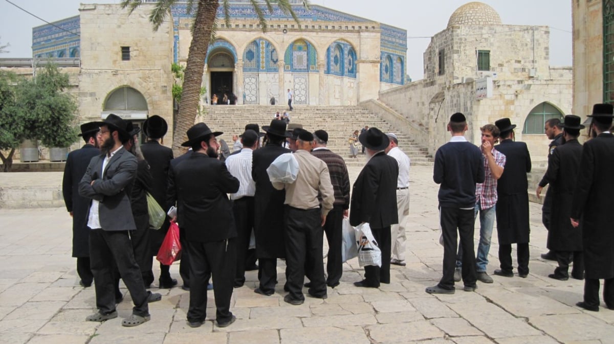 אברך חרדי השתחווה בהר הבית: "הוואקף לא הבחין"