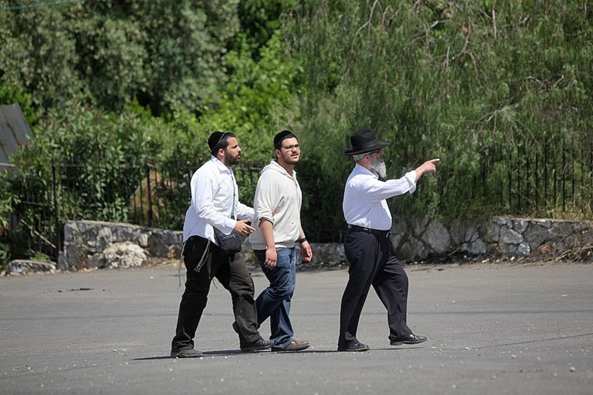 הנהירה למירון: אלפים כבר הגיעו > גלריה