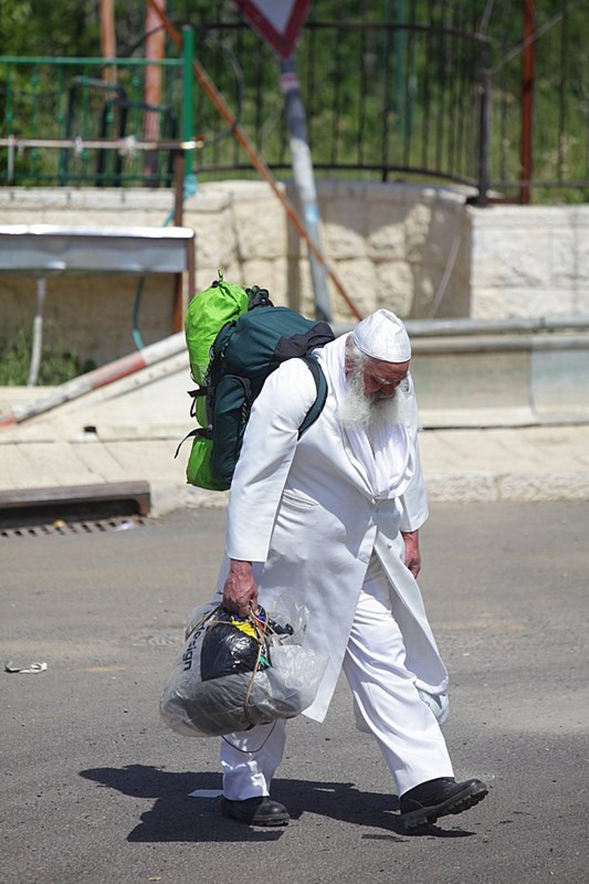 הנהירה למירון: אלפים כבר הגיעו > גלריה