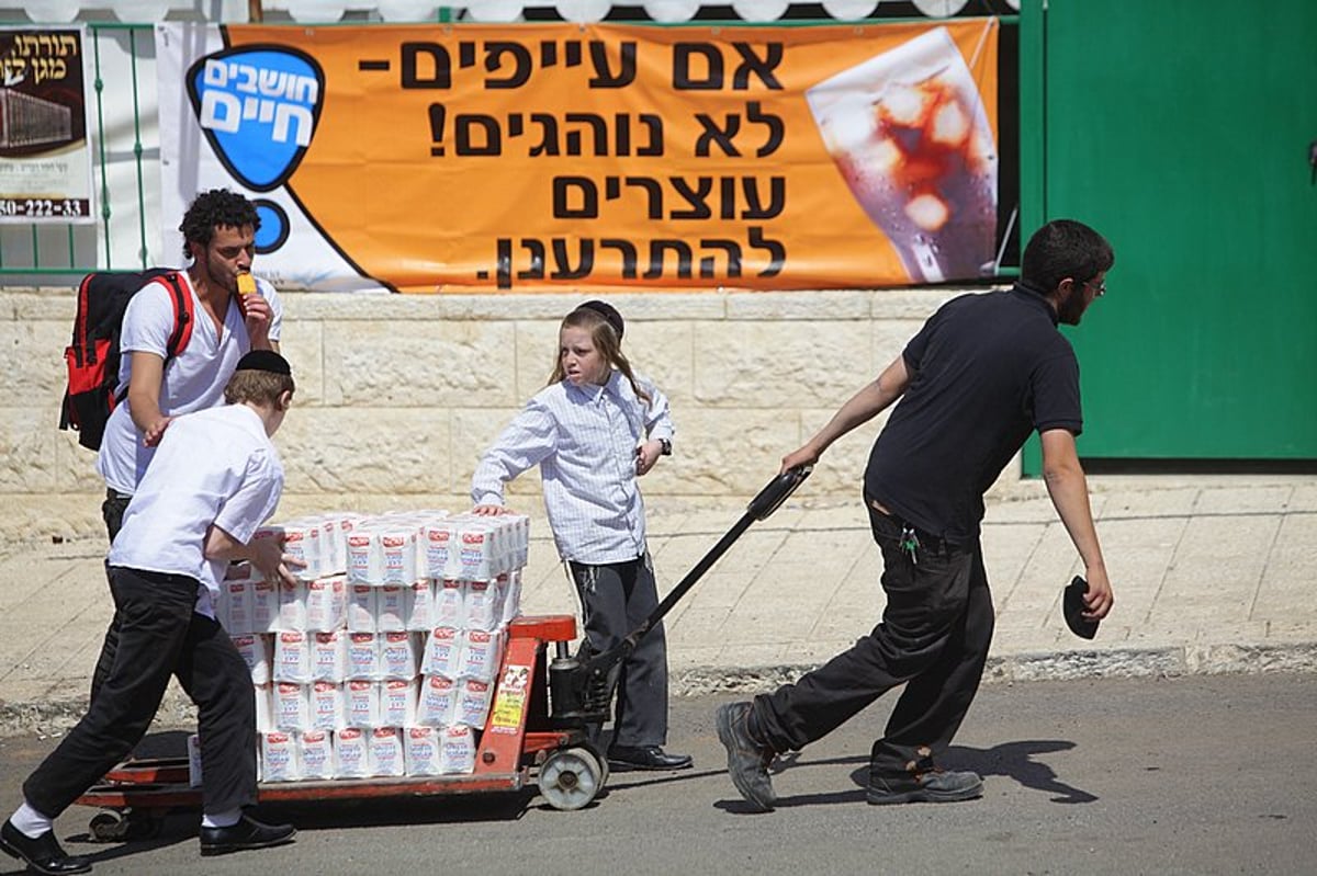 הנהירה למירון: אלפים כבר הגיעו > גלריה