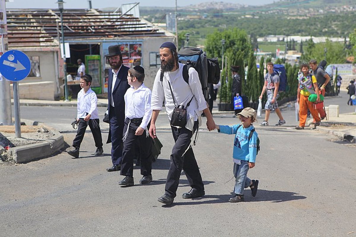 הנהירה למירון: אלפים כבר הגיעו > גלריה