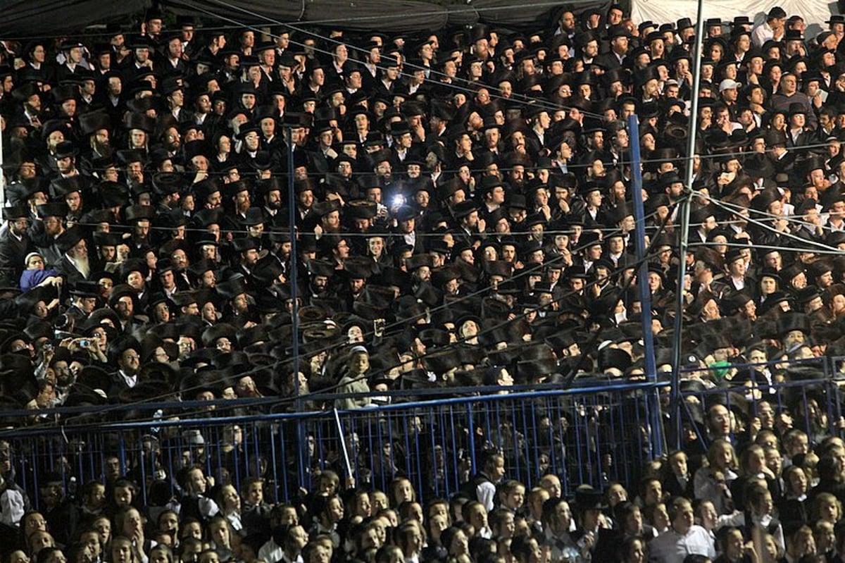 כ"ק האדמו"ר מבאיאן פתח את אירועי מירון בהדלקה המרכזית