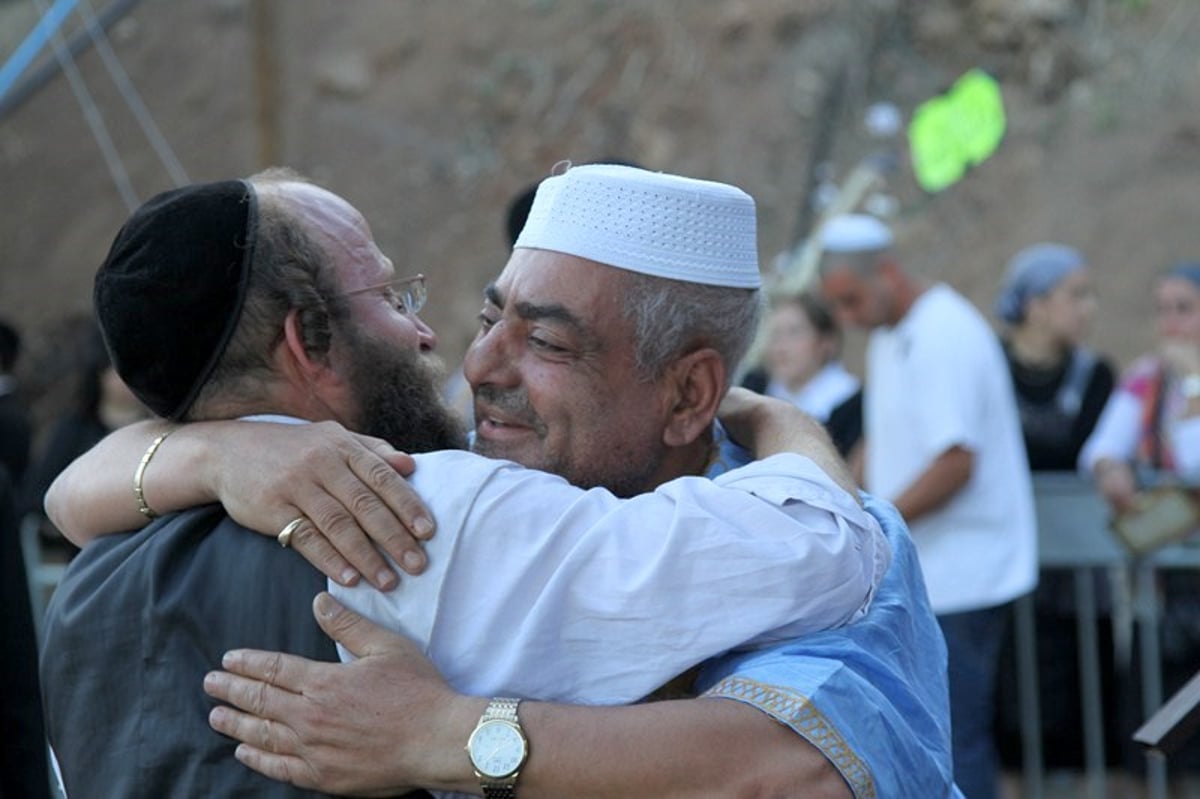 בגלל ה"סיקריקים": אבטחת שיא על הרב עמאר