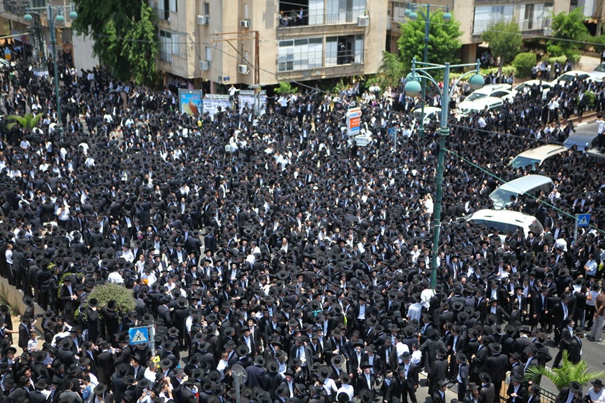 מסע הלוויה: עשרות תמונות, רבבות דמעות