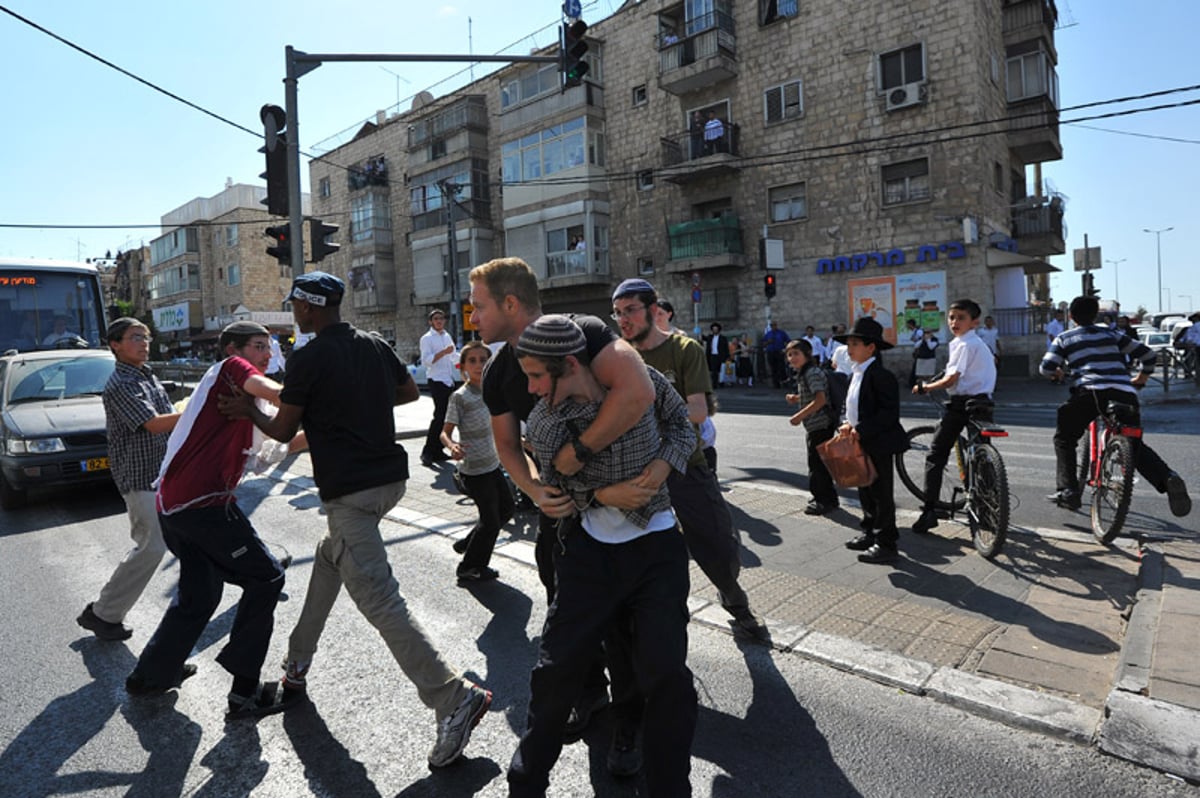 הרב יעקב יוסף מבהיר: "לא עברתי על כל הספר לעומק"