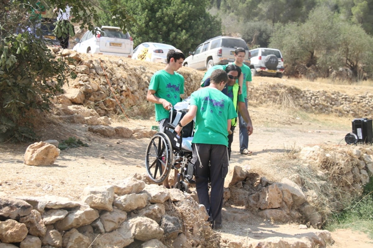 צפו בגלריה: המסע שערך זק"א לילדים החולים