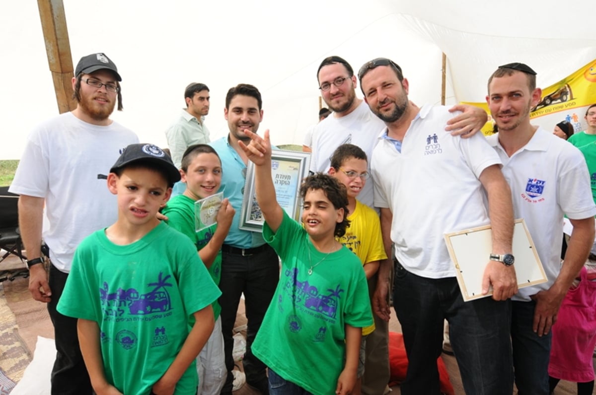 צפו בגלריה: המסע שערך זק"א לילדים החולים