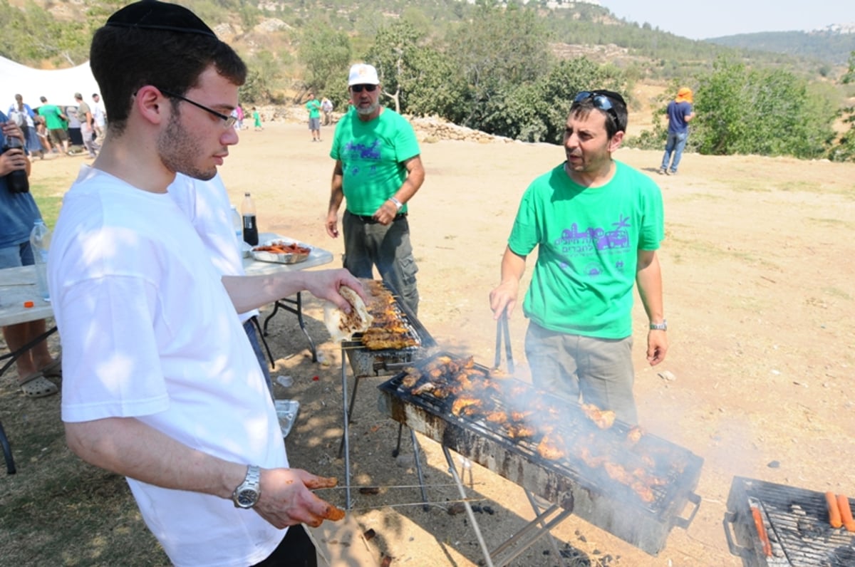 צפו בגלריה: המסע שערך זק"א לילדים החולים