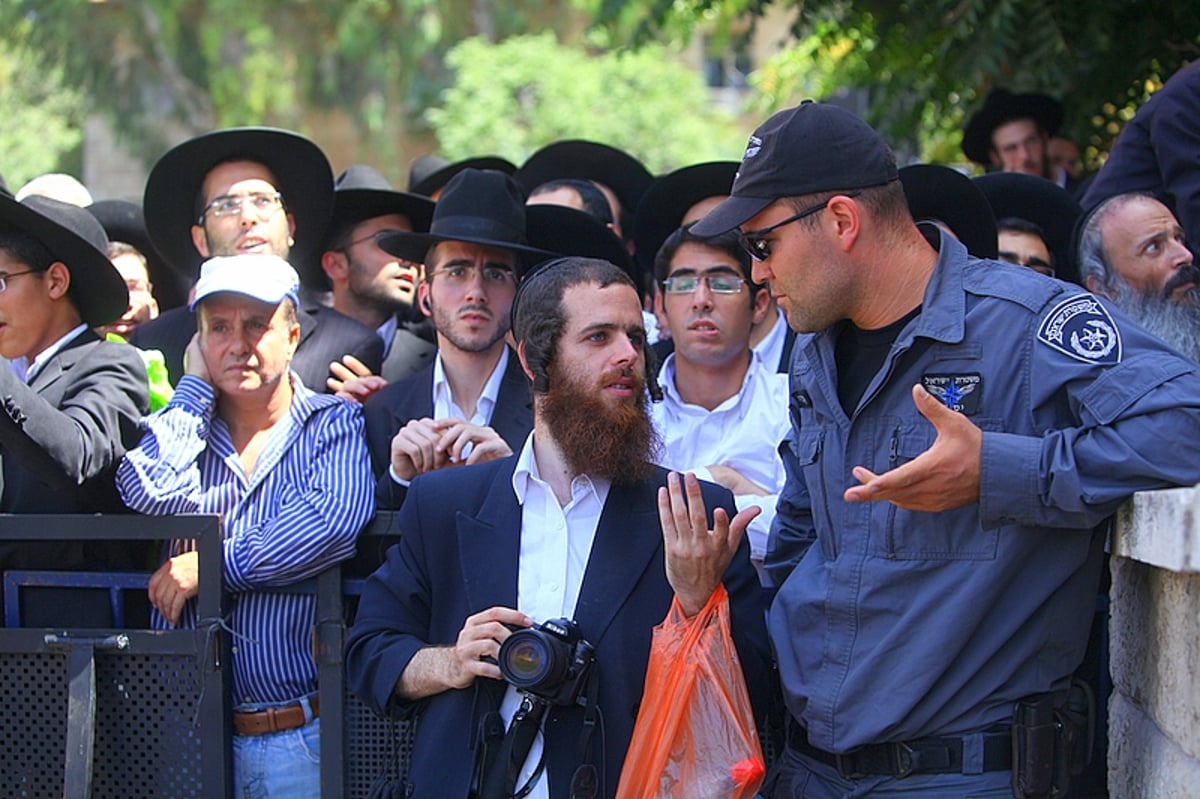 אחר מיטתו של ה'בבא אלעזר': רבבות צעדו, כואבים והמומים