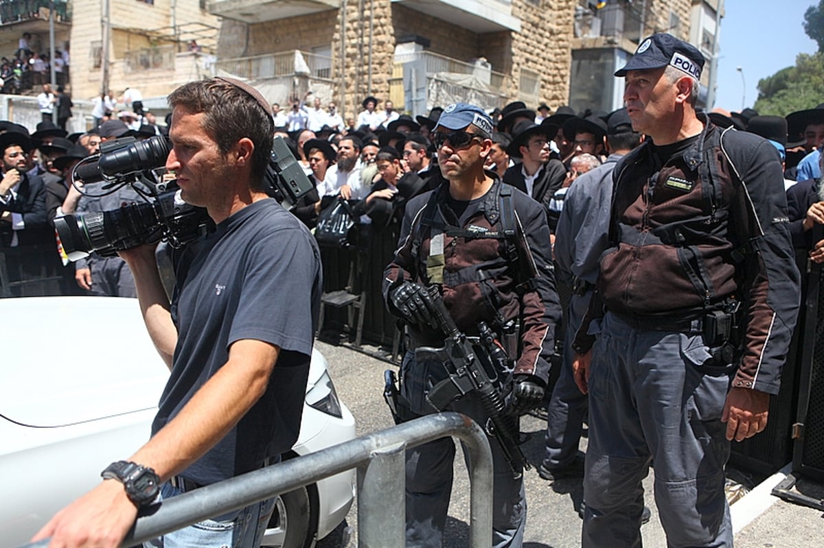 אחר מיטתו של ה'בבא אלעזר': רבבות צעדו, כואבים והמומים