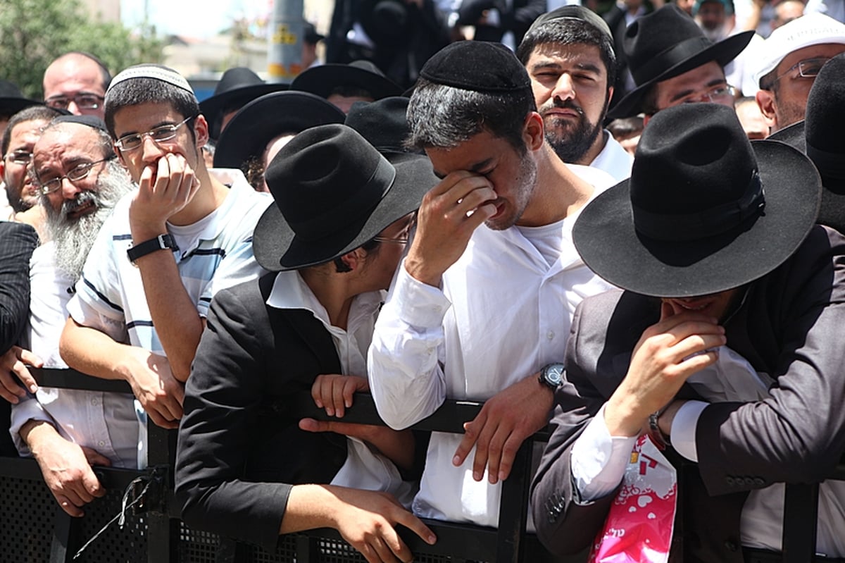 אחר מיטתו של ה'בבא אלעזר': רבבות צעדו, כואבים והמומים