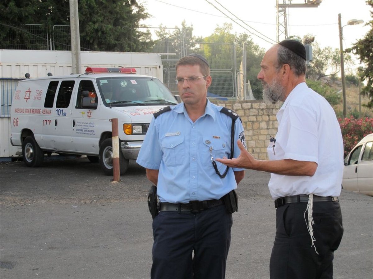 התחנה הראשונה של מפקד תחנת צפת: ציון רשב"י