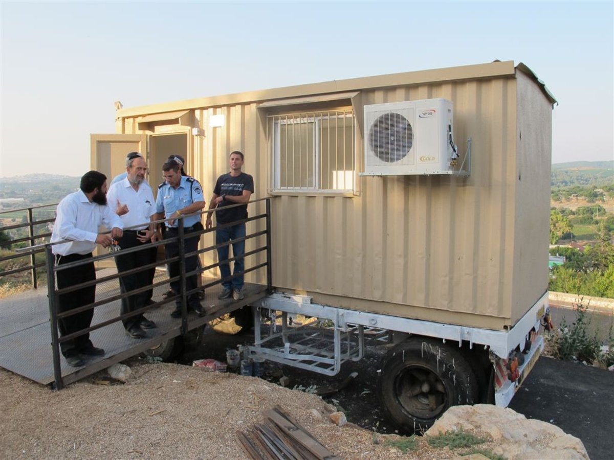 התחנה הראשונה של מפקד תחנת צפת: ציון רשב"י