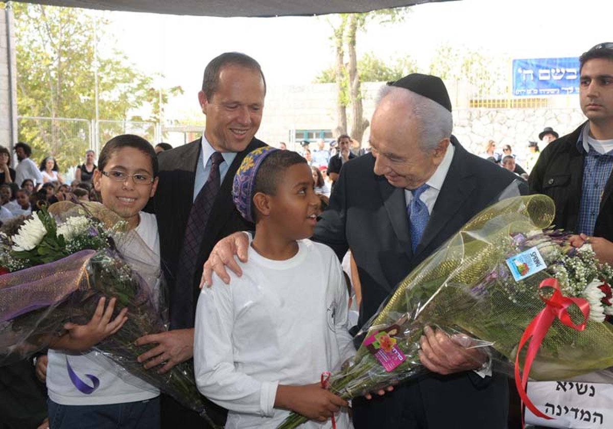 הפתעה: הנשיא בחר לפתוח את שנת הלימודים עם חב"ד