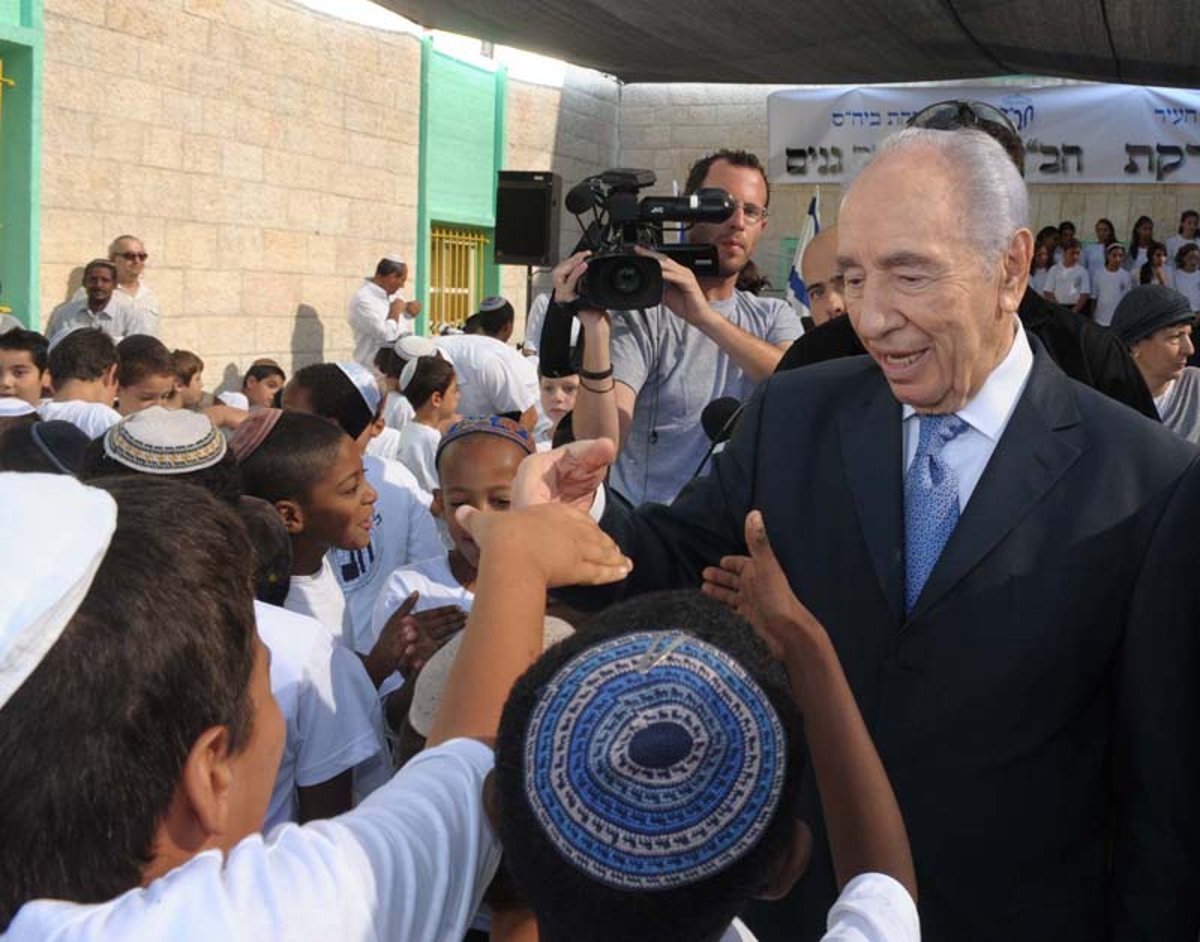 הפתעה: הנשיא בחר לפתוח את שנת הלימודים עם חב"ד