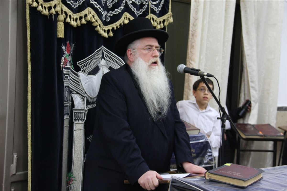 מאות ציינו את זכרו של הרב רפאל הלפרין