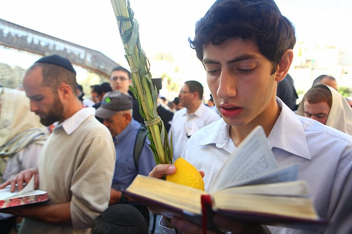 נערכים: מעמד ברכת הכוהנים הוקדש לזכותו של גלעד שליט