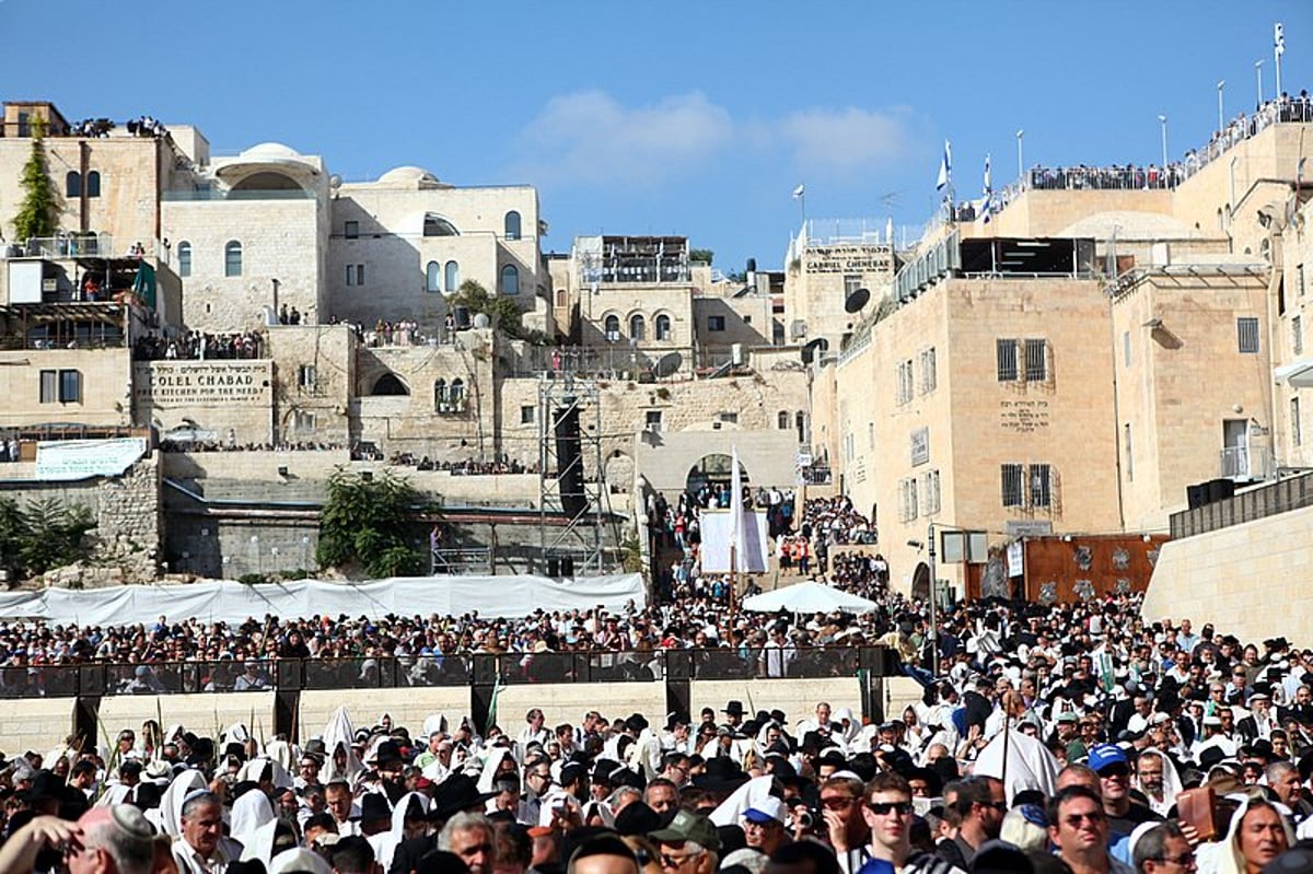 נערכים: מעמד ברכת הכוהנים הוקדש לזכותו של גלעד שליט