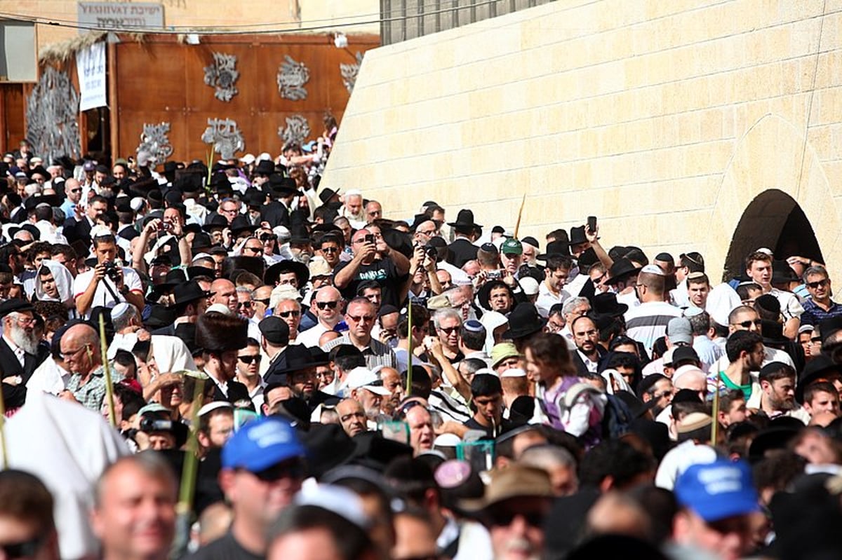 נערכים: מעמד ברכת הכוהנים הוקדש לזכותו של גלעד שליט