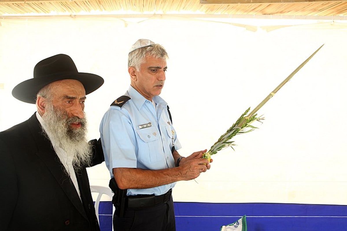 נערכים: מעמד ברכת הכוהנים הוקדש לזכותו של גלעד שליט