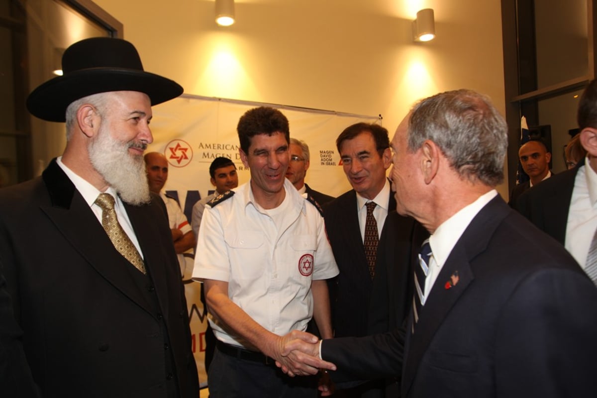 ראש עיריית ניו יורק חנך את תחנת מד"א שתרם בירושלים