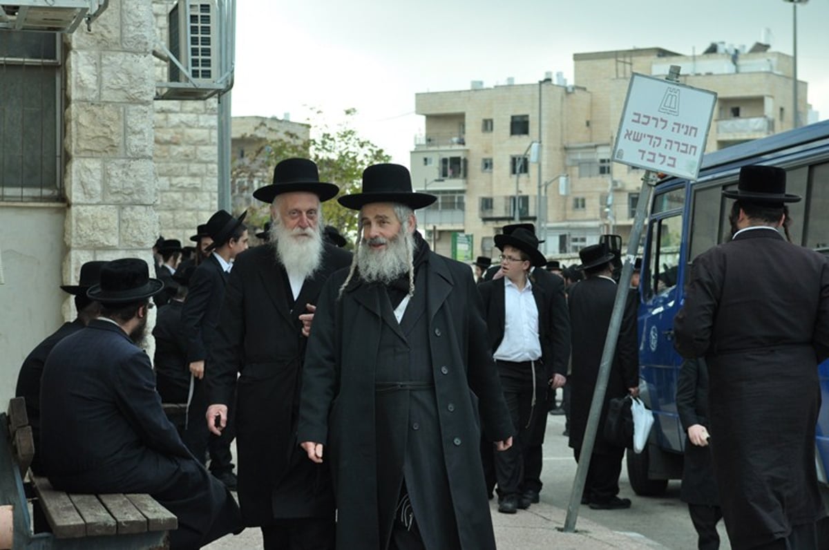 דרכו האחרונה: אלפים בהלווית גאב"ד קוממיות, הגרמ"מ זצ"ל