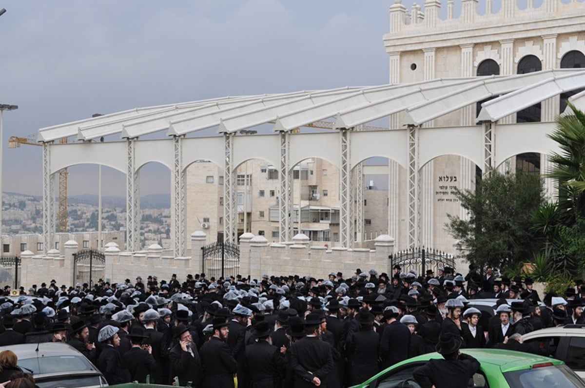 דרכו האחרונה: אלפים בהלווית גאב"ד קוממיות, הגרמ"מ זצ"ל